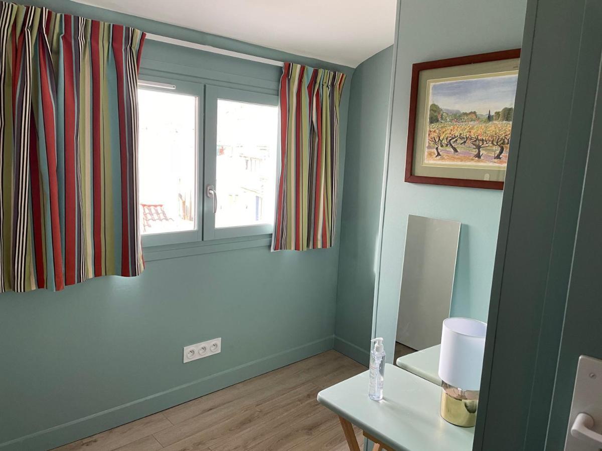 Au Coeur Du Vieux Toulon: Renovated Calm Oasis With Elevator * Toulon