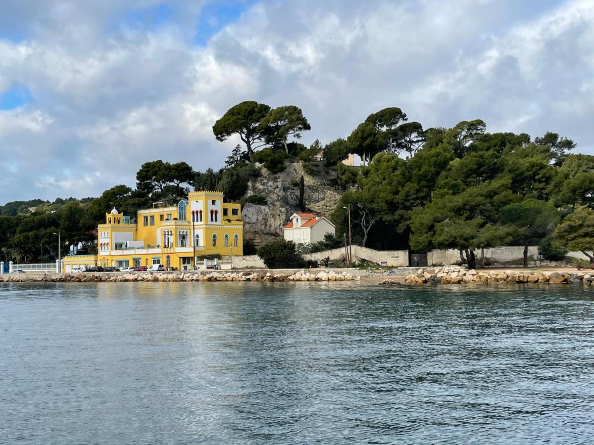 Au Coeur Du Vieux Au Calme Renove Climatise Confortable Etage Eleve Avec Ascenseur Proche Parking Et Toutes Commodites *