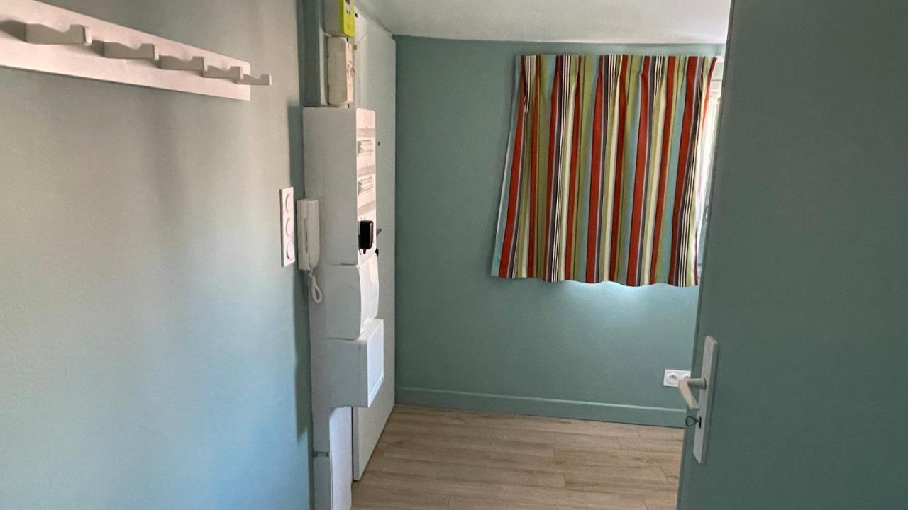 Au Coeur Du Vieux Au Calme Renove Climatise Confortable Etage Eleve Avec Ascenseur Proche Parking Et Toutes Commodites *